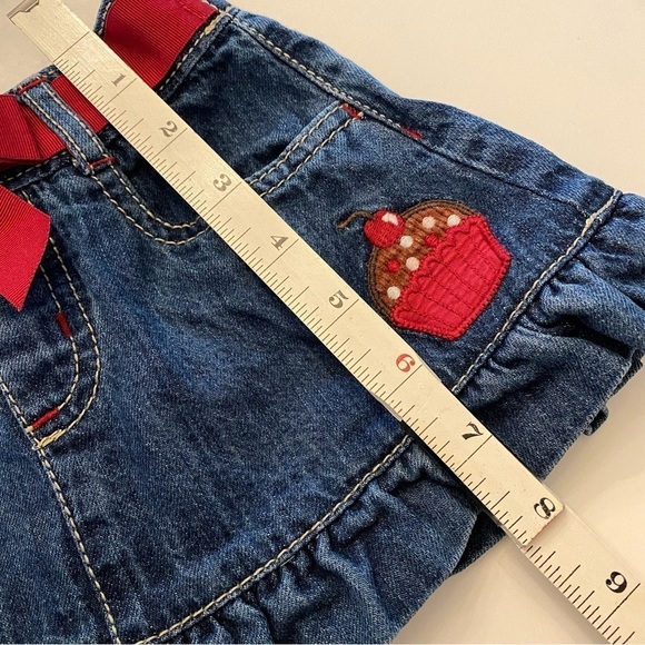 GYMBOREE Denin Skirt w/ Embroidered Cupcake, Size 12-18 Months (2011 Collection) - Picture 7 of 10